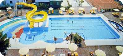 la piscina